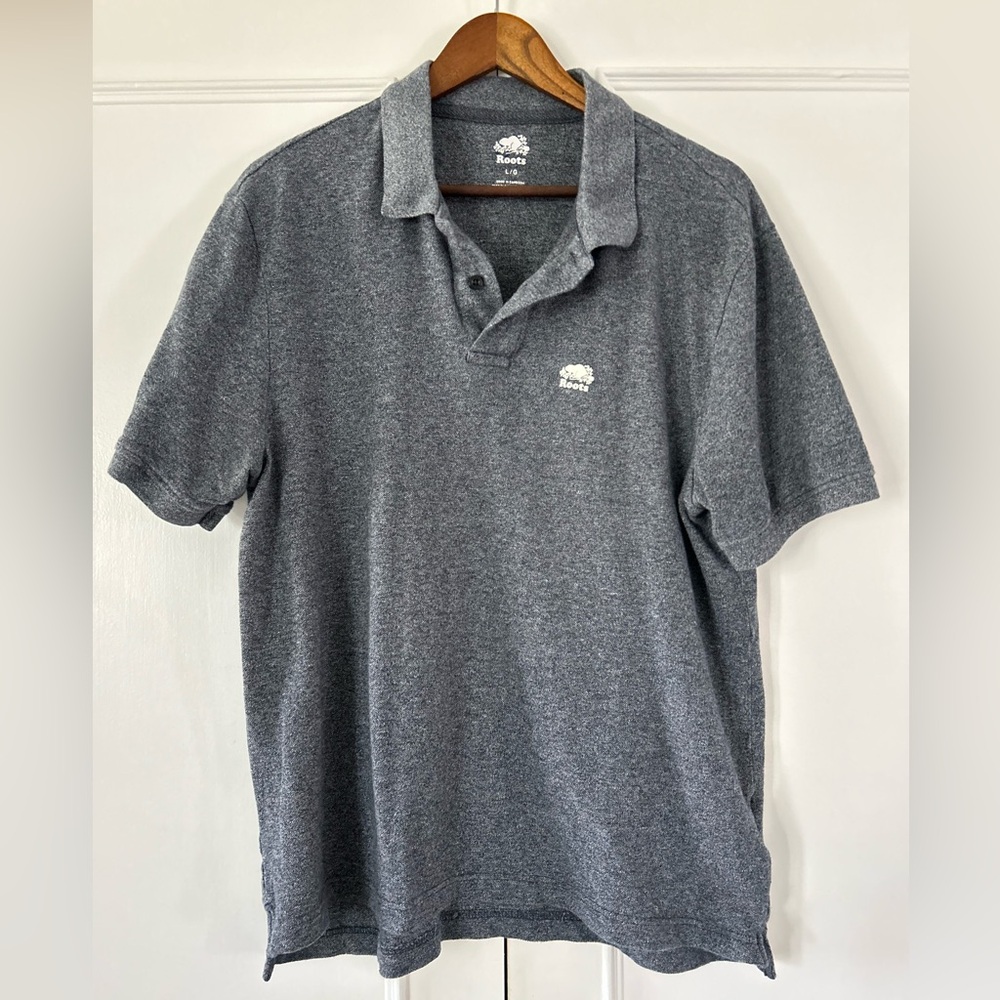 Roots Canada dark heather grey polo. Size L. Like new condition.